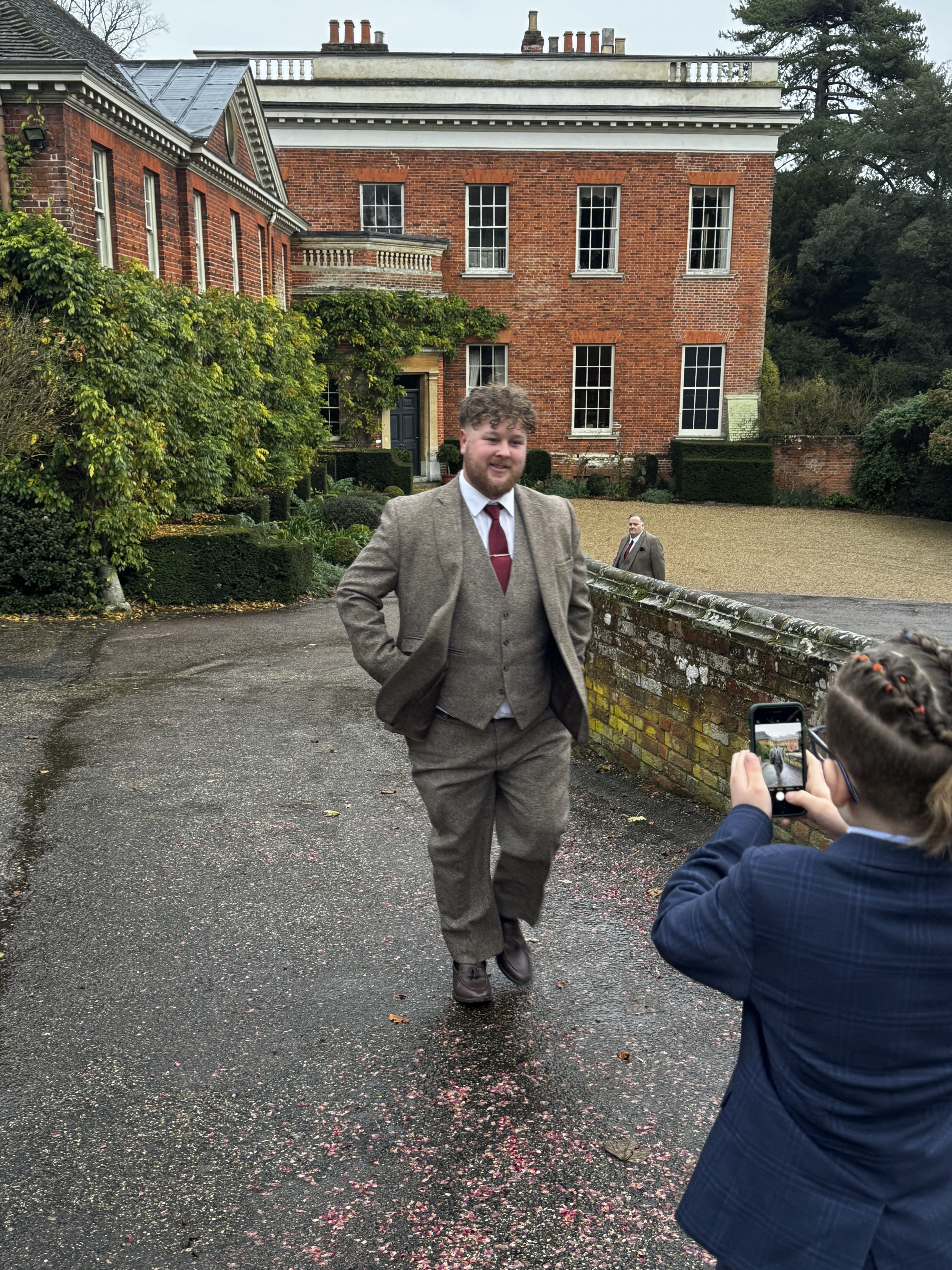 id6hvSq4RZSm-IMG_1996